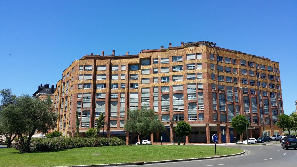 Apartamentos Chevere Turquesa Oviedo Exterior foto